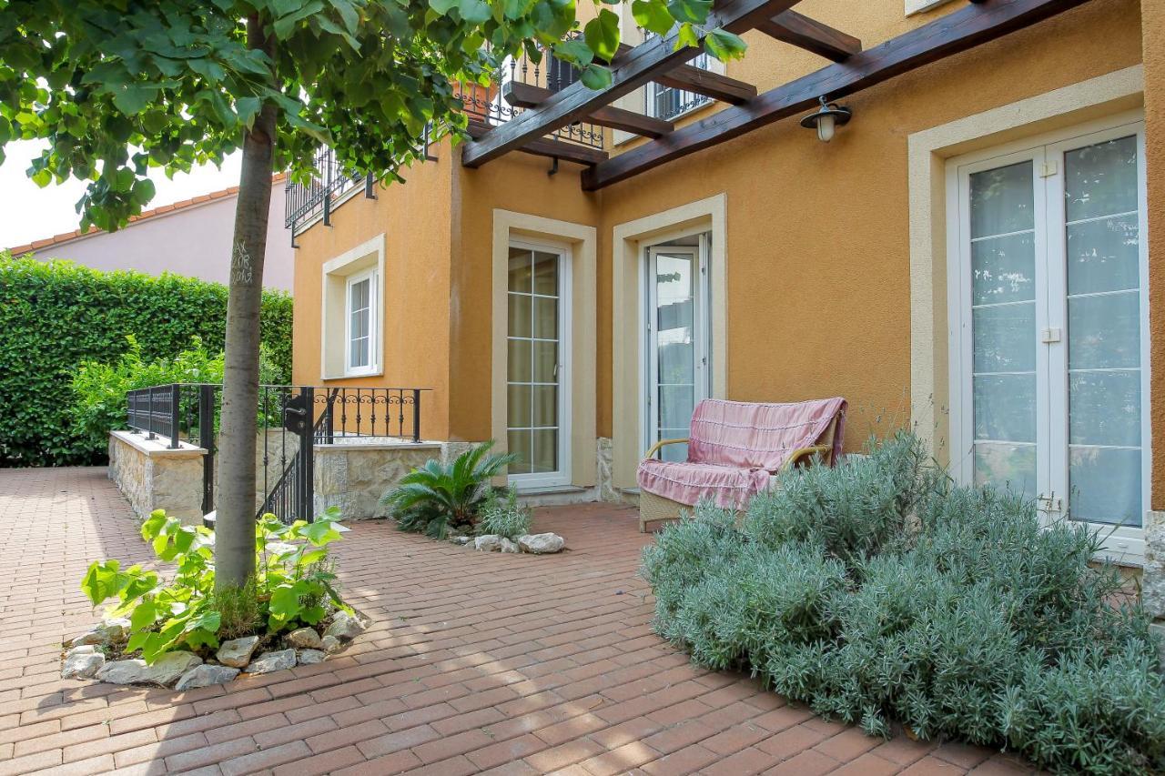Rougemarin Apartments Biograd Na Moru Ngoại thất bức ảnh