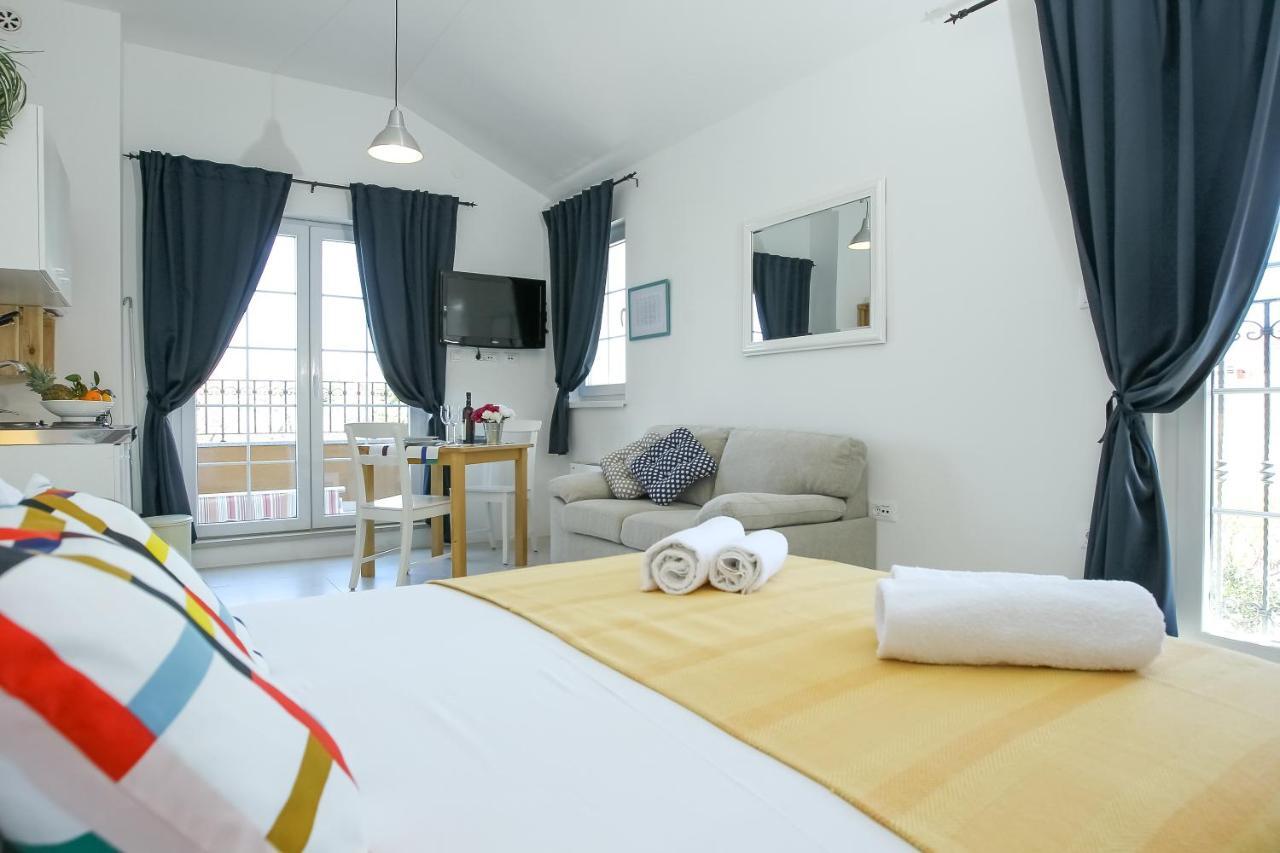 Rougemarin Apartments Biograd Na Moru Ngoại thất bức ảnh