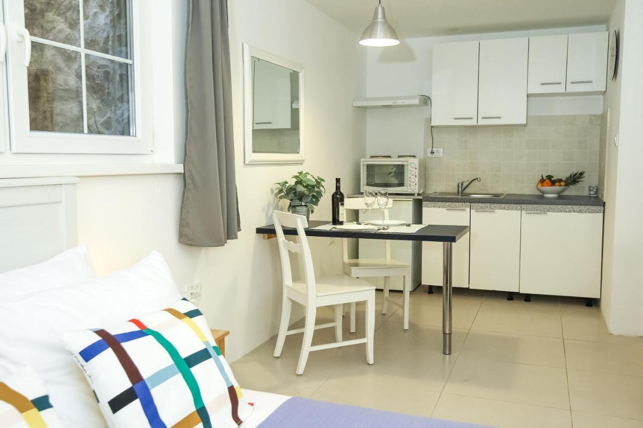 Rougemarin Apartments Biograd Na Moru Ngoại thất bức ảnh
