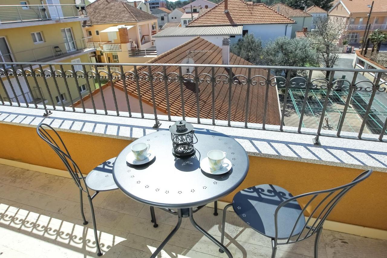 Rougemarin Apartments Biograd Na Moru Ngoại thất bức ảnh